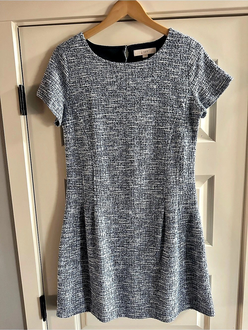 LOFT Textured Mini Dress in Black & White Size 8 Like New